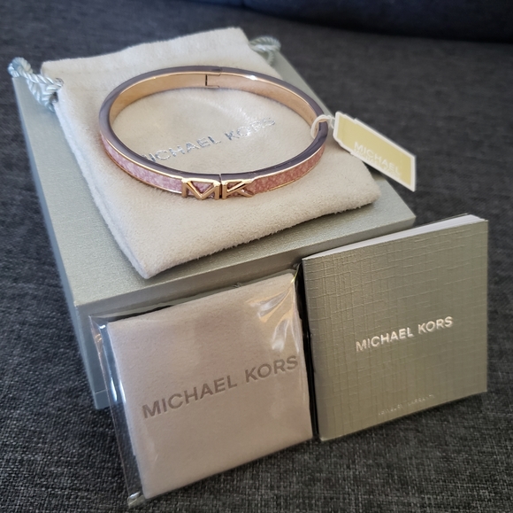 Michael Kors Rose Gold-Tone Logo Thin Bangle - Picture 12 of 13